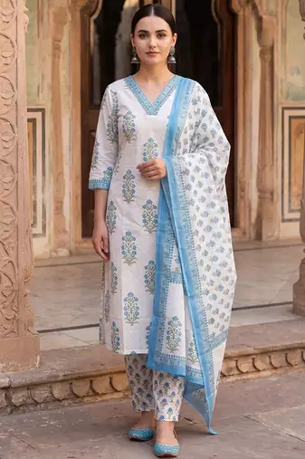 Women Floral Printed Regular Sequinned Pure Cotton Kurta with Trousers & With Dupatta