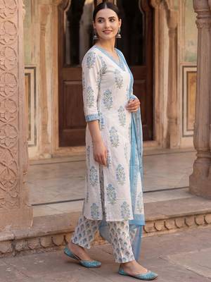 Women Floral Printed Regular Sequinned Pure Cotton Kurta with Trousers & With Dupatta 3