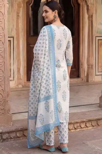 Women Floral Printed Regular Sequinned Pure Cotton Kurta with Trousers & With Dupatta