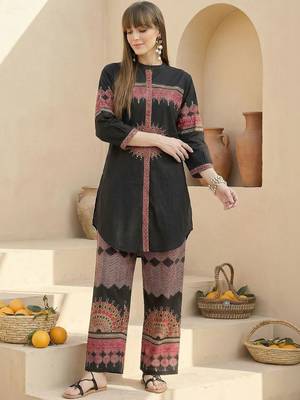 Women Ethnic Motifs Printed Regular Pure Cotton Kurta with Palazzos 5