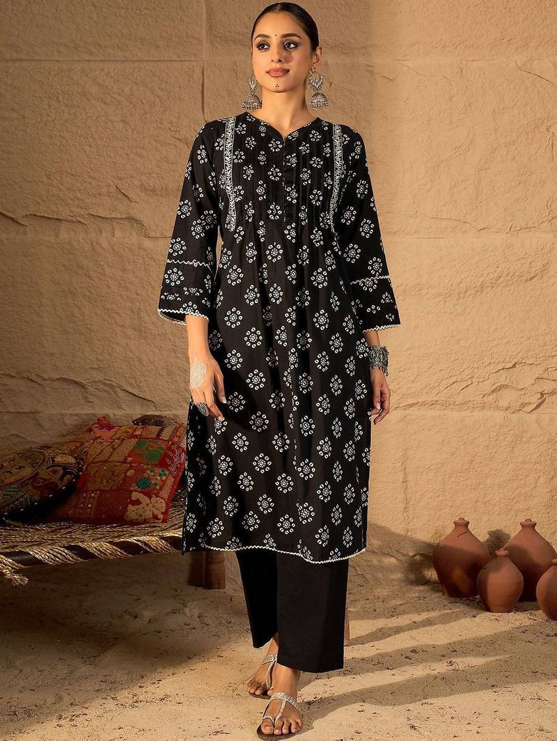 Ethnic Motifs Printed Kurta With Trouser & With Dupatta