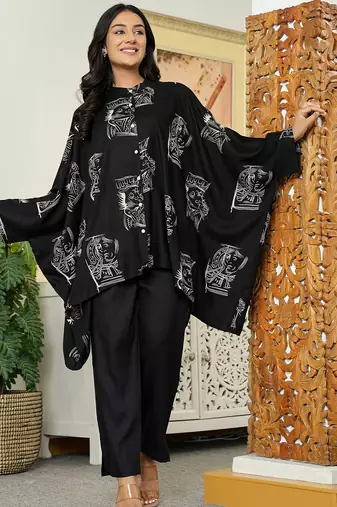 Women Printed Kaftan Kurta with Trousers