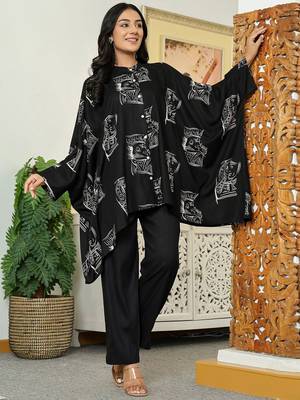 Women Printed Kaftan Kurta with Trousers 4