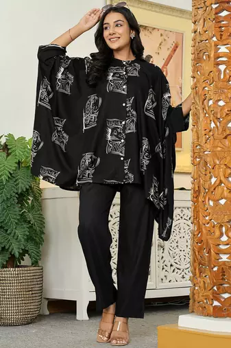 Women Printed Kaftan Kurta with Trousers