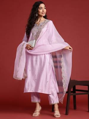 Floral Embroidered Liva Kurta With Trousers & Dupatta 1