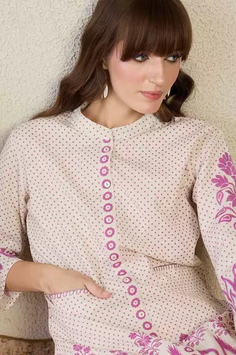 Floral Printed Mandarin Collar Straight Kurta With Trousers