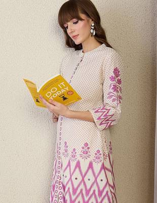 Floral Printed Mandarin Collar Straight Kurta With Trousers 6