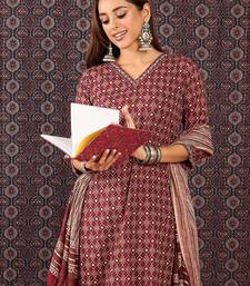 Ethnic Motifs Printed Sequinned Pure Cotton Kurta With Trousers & Dupatta