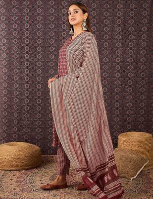 Ethnic Motifs Printed Sequinned Pure Cotton Kurta With Trousers & Dupatta 4