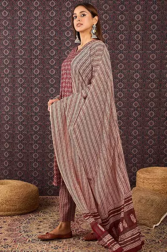 Ethnic Motifs Printed Sequinned Pure Cotton Kurta With Trousers & Dupatta