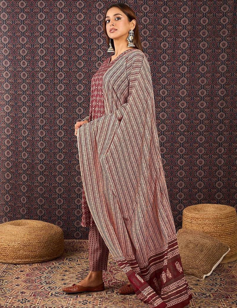 Ethnic Motifs Printed Sequinned Pure Cotton Kurta With Trousers & Dupatta