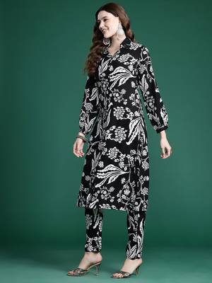 Floral Printed Kurta with Trousers 5