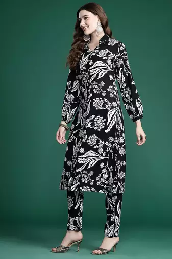 Floral Printed Kurta with Trousers