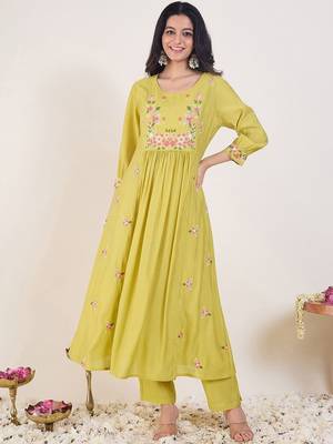Women Ethnic Motifs Embroidered Panelled Thread Work Kurta with Trousers & With Dupatta 2