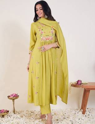 Women Ethnic Motifs Embroidered Panelled Thread Work Kurta with Trousers & With Dupatta 4