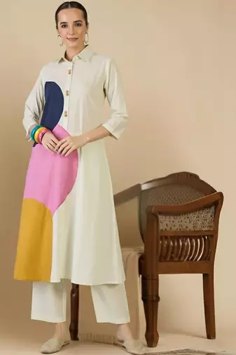 Women Colourblocked Regular Pure Cotton Kurta with Trousers