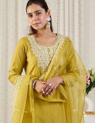 Ethnic Motifs Embroidered Thread Work Straight Kurta With Trousers & Dupatta 2