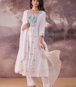 Embroidered Notch Neck Thread Work Pure Cotton Kurta With Trousers & Dupatta