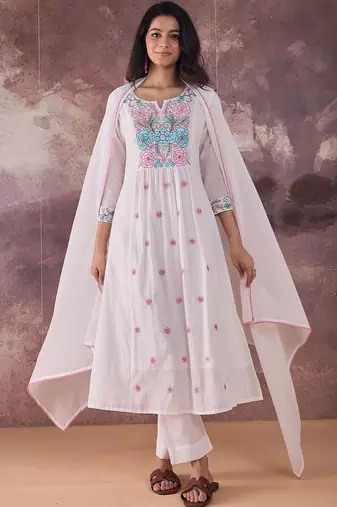 Embroidered Notch Neck Thread Work Pure Cotton Kurta With Trousers & Dupatta