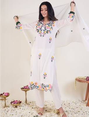 Floral Embroidered Thread Work Pure Cotton Kurta With Trousers & Dupatta 1