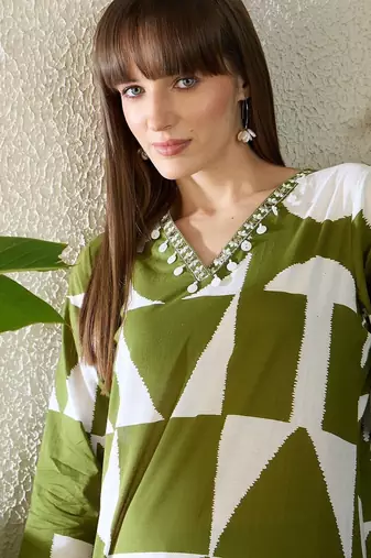 Women Printed Regular Beads and Stones Pure Cotton Kurta with Palazzos