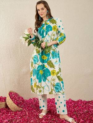 Women Floral Printed Regular Pure Cotton Kurta with Trousers 1
