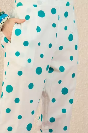 Women Floral Printed Regular Pure Cotton Kurta with Trousers