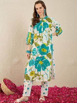 Women Floral Printed Regular Pure Cotton Kurta with Trousers 6