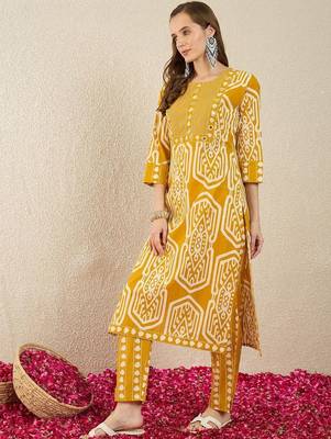 Women Printed Regular Mirror Work Pure Cotton Kurta with Trousers 1