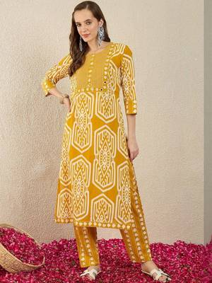 Women Printed Regular Mirror Work Pure Cotton Kurta with Trousers 4