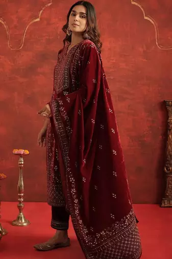 Women Ethnic Motifs Embroidered Kurta with Trousers & Dupatta