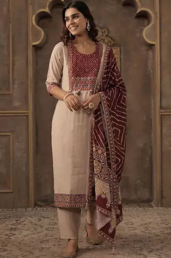 Geometric Yoke Design Thread Work Straight Kurta With Trousers & Dupatta