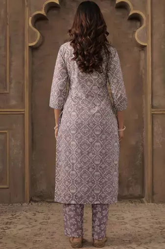 Women Ethnic Motifs Printed Cotton Kurta with Trousers & Dupatta