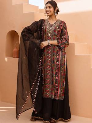 Women Ethnic Motifs Printed Kurta with Palazzos & Dupatta 1