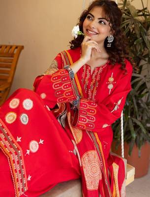Women Ethnic Motifs Embroidered Kurta with Palazzos & With Dupatta 4