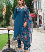 Women Floral Embroidered Kurta with Trousers & Dupatta