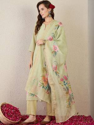 Women Floral Embroidered Cotton Kurta with Trousers & Dupatta 3