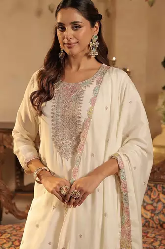 Women Ethnic Motifs Embroidered Kurta with Sharara