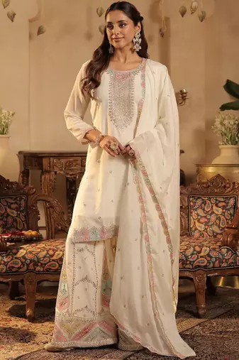 Women Ethnic Motifs Embroidered Kurta with Sharara