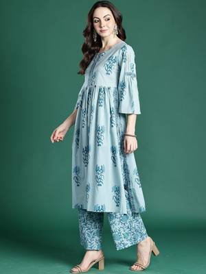 Women Floral Printed Empire Thread Work  Cotton Kurta with Palazzos 2