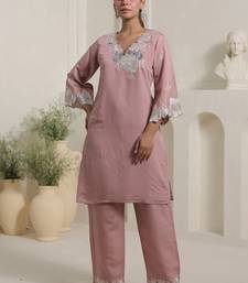 Women Floral Embroidered Straight Kurta with Palazzo