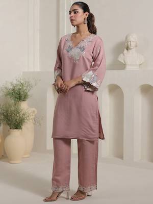 Women Floral Embroidered Straight Kurta with Palazzo 4