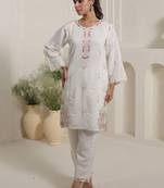 Women Floral Embroidered Kurta with Palazzos
