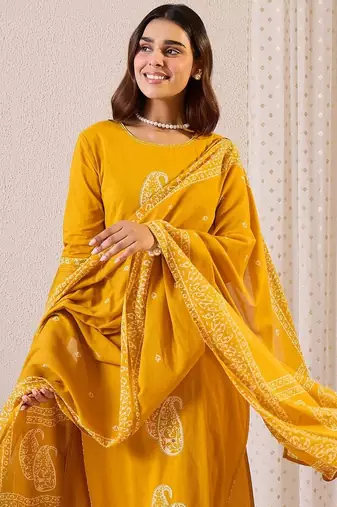 Women Paisley Printed Pure Cotton Kurta with Trouser & Dupatta