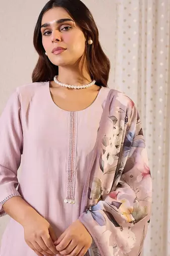 Women Solid Kurta with Trousers & Dupatta