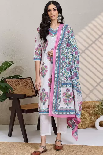 Women Floral Printed Regular Pure Cotton Kurta with Trousers & With Dupatta