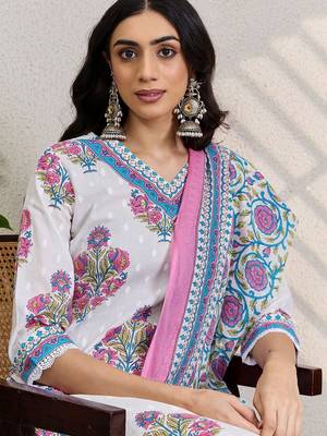 Women Floral Printed Regular Pure Cotton Kurta with Trousers & With Dupatta 2