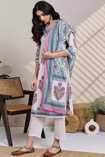 Women Floral Printed Regular Pure Cotton Kurta with Trousers & With Dupatta