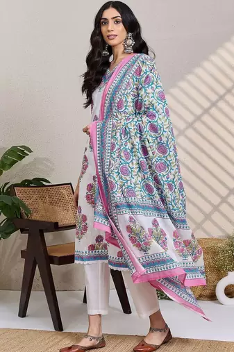 Women Floral Printed Regular Pure Cotton Kurta with Trousers & With Dupatta