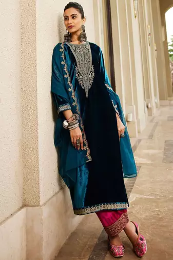 Women Ethnic Motifs Embroidered Regular Velvet Kurta with Trousers & Dupatta